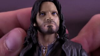 Diamond Select Toys The Lord of the Rings Aragorn Figure @The Review Spot