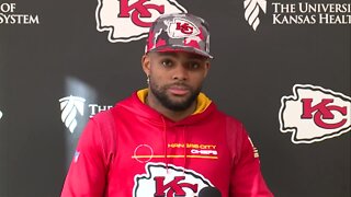 Chiefs safety Juan Thornhill is checking up on his teammates after Hamlin's injury