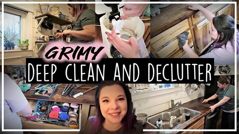 Clean Kitchen for 2021//Kitchen Deep Clean and Declutter//Clean With Me