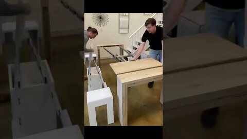 Обеденный складной стол со стульями
