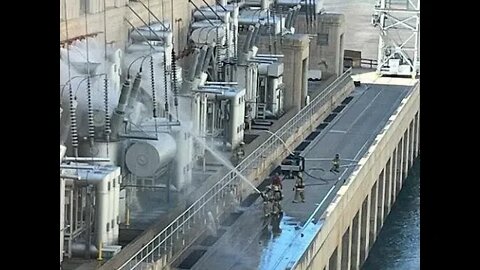 Explosion at Hoover Dam - Low water Levels might be causing serious problems!