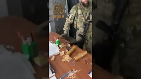 Chechen National Guard Visited The SBU Building In Severodonetsk But To No Surprise The SBU Fled 🤣