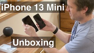 iPhone 13 Mini: Unboxing