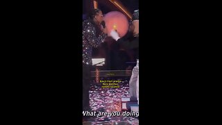 Kevin Hart pranking Nick Cannon during a Live show 😂😂