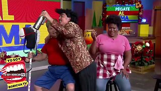 Comedia Pegate al tema Es GRANDE Y de muchos tamaños Pegate al mediodía