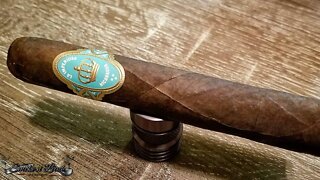 La Imperiosa by Crowned Heads | Cigar Review