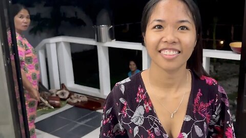 My Filipina's Mom is Younger than Me?! (Birthday Cake Tells ALL)