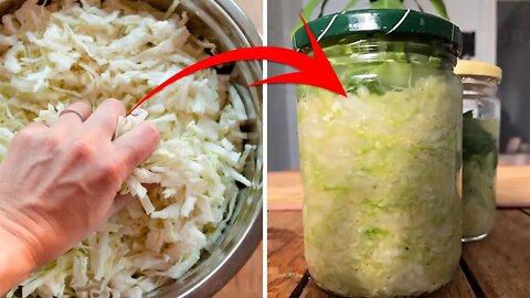 How to Make Probiotic Fermented Sauerkraut With Only 2 Ingredients