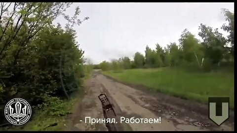 Russian tank gets AMBUSHED in Ukraine -- Ukraine war videos