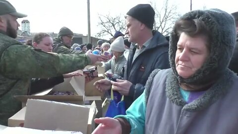 Action humanitaire à Vinogradnoye (près de Marioupol) - 25 mars 2022