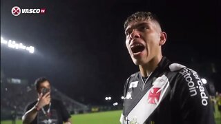 Carlos Palacios falando "Aqui é Vasco"