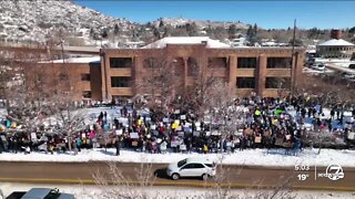 Douglas County School District teachers hold protest in support of superintendent