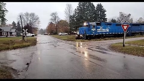 Filming A Train In the Rain, This Is How Foamers Get Clean! #trains #trainvideo | Jason Asselin