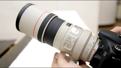 Canon 300mm f/4 IS USM 'L' lens review with samples (Full-frame and APS-C)