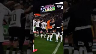 JOGADORES E TORCIDA DO CORINTHIANS COMEMORAM VAGA NA FINAL DA COPA DO BRASIL ⚽⚽⚽