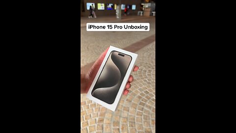 iPhone 15 pro unboxing