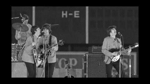 The Beatles - Live In New York City 1965 (shea stadium) [remixed]