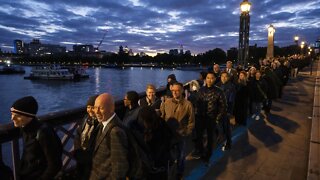 Queue For Queen's Coffin 'Paused' As Wait Hits 14 Hours