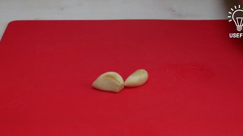 Peel garlic in seconds with this brilliant microwave hack