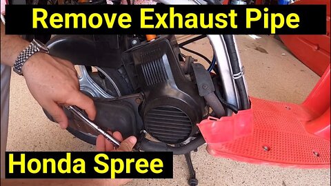 Honda Spree ● Remove the Muffler Exhaust Pipe ● The Easy Way ✅