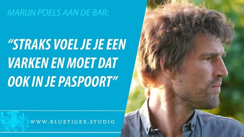 Marijn Poels aan de bar van Blue Tiger Studio!