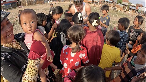The Candy Man Of Cambodia 🇰🇭 (Warning Extreme Poverty) #nomad #travelvlog