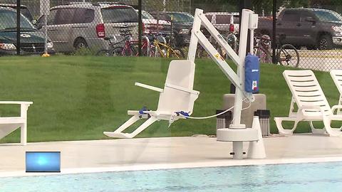 Appleton community celebrates Erb Park pool reopening