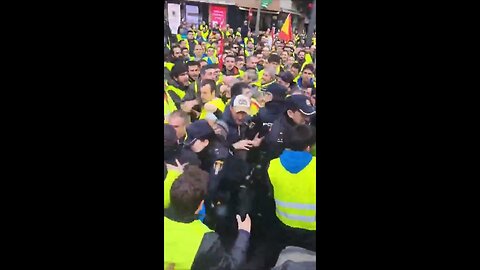 ES: Spanish Farmers v Police