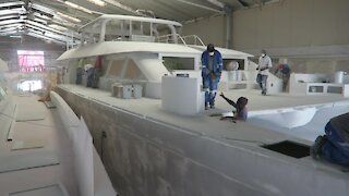 SOUTH AFRICA - Cape Town - Boat building (Video) (y8K)