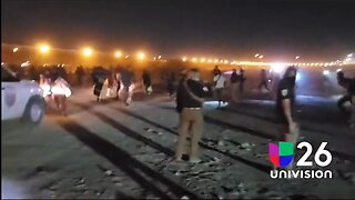 Illegal Invaders storming the border in El Paso - HaloRock