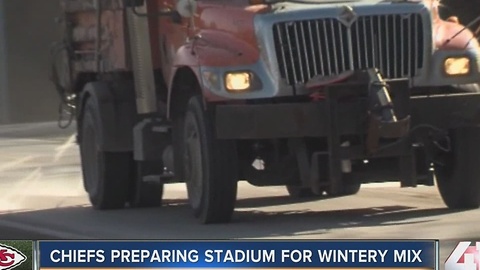 KC preparing for ice storm ahead of Chiefs game