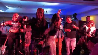 Nuno Bettencourt & Family - Hey Jude - Beatles Cover - Turkey Jam 2022 Hudson, MA