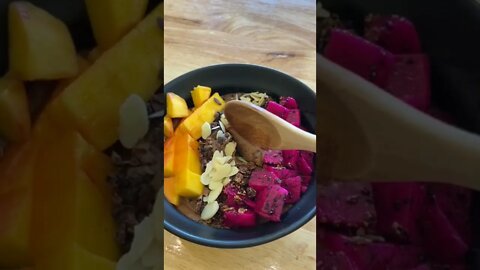 Mango With Dragon Fruit #UpFoodReview #ytshorts #Food #Streetfood #viral #viral2022 #trending2022