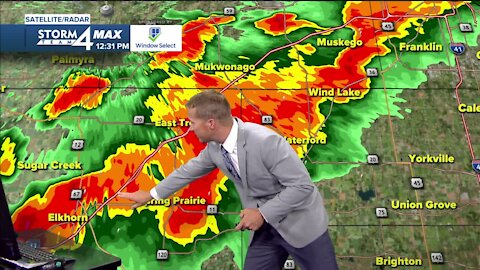 Severe Thunderstorm Warning issued for several southeastern Wisconsin counties