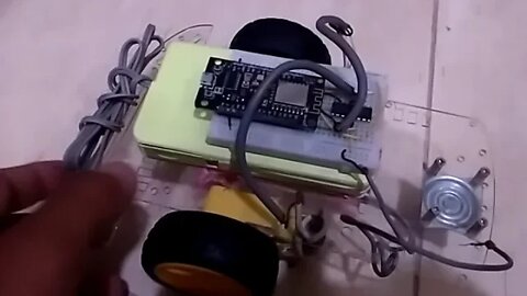 Arduino Robot Car ESP32 - ESP Based Robot Car WiFi and Cloud Controlled