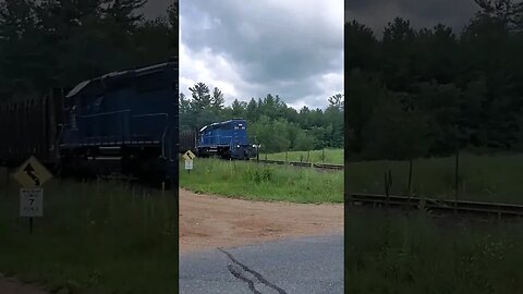 This Freight Train Is Not Stopping.. But You Better! #shorts #trains #trainvideo | Jason Asselin