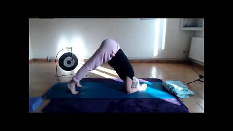 Tranquil Yoga March 30, 2021 - Spirals, Dolphin Flow, Leg Toning, Savasana