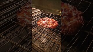 Teaching my wife about the oven timer #pizza #family #funnyvideo