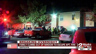 Family climbs out of windows to escape Christmas night apartment fire in Sapulpa