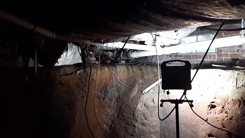 Inside My Sewer Pipe - Unclogging with a Camera