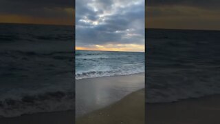 Sounds of waves crashing at Jensen Beach, Florida during sunrise (miss this place) #shorts