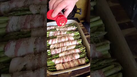 Asparagus wrapped with bacon #shorts