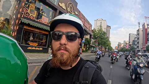 Leaving Vietnam 🇻🇳 for Cambodia 🇰🇭 Vlog #14