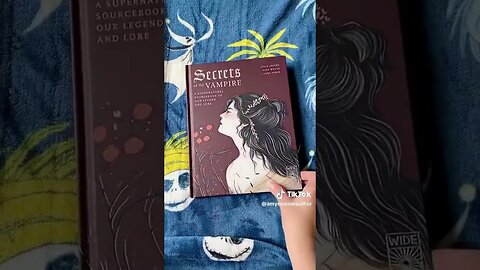 Such a beautiful book ~Secrets of the Vampire #booktube #books #shorts #vampire #vampires #beautiful