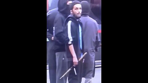 Migrant Mob Holding Swords And Machetes In Birmingham, England