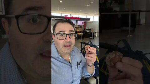 #Canada - An American tries Tim Hortons for the first time