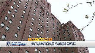 Cleveland, HUD inspectors tour troubled city apartment complex for health and building violations