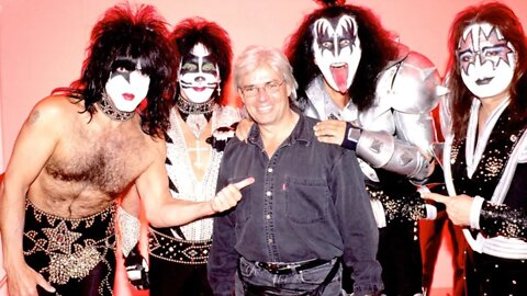 ERIC BISCHOFF Talks About Meeting GENE SIMMONS of KISS for the first time