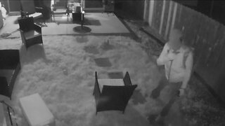 Burglaries spike in Denver: Attempted break-in caught on camera while homeowner is inside