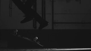 Slow Motion Video - Skateboarding 2023 - shuv it late varial flip